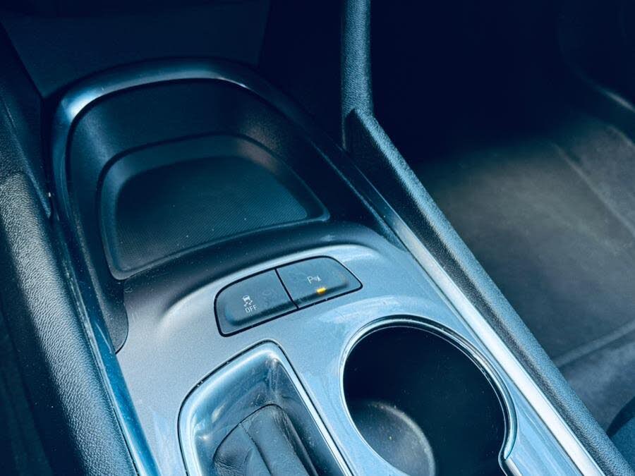 Vehicle view 18