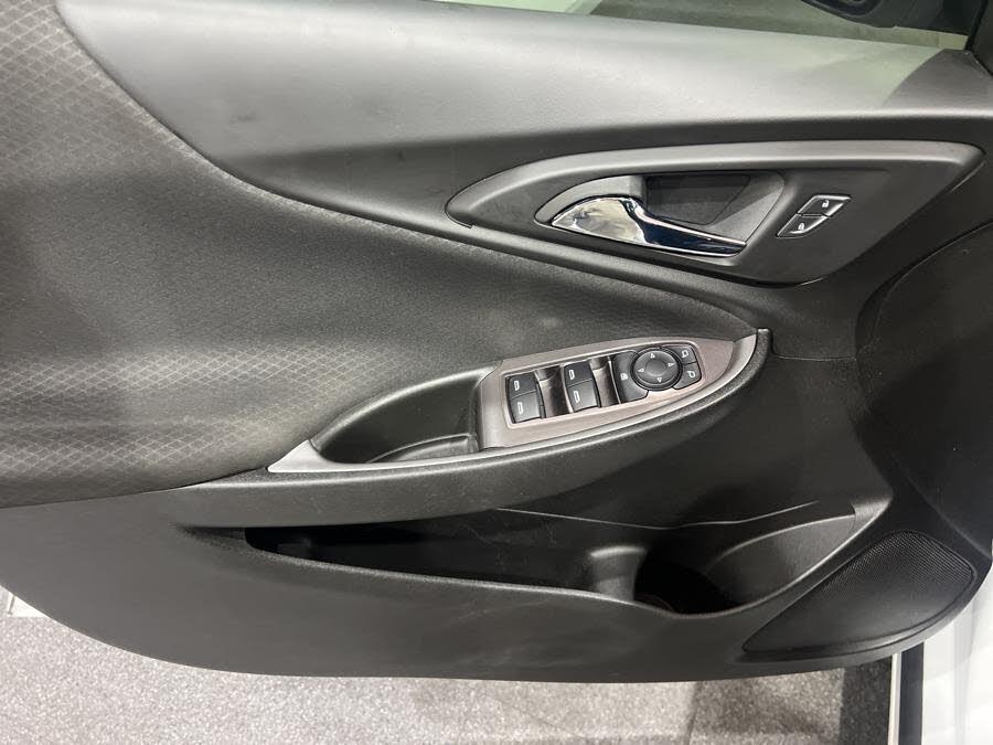 Vehicle view 18