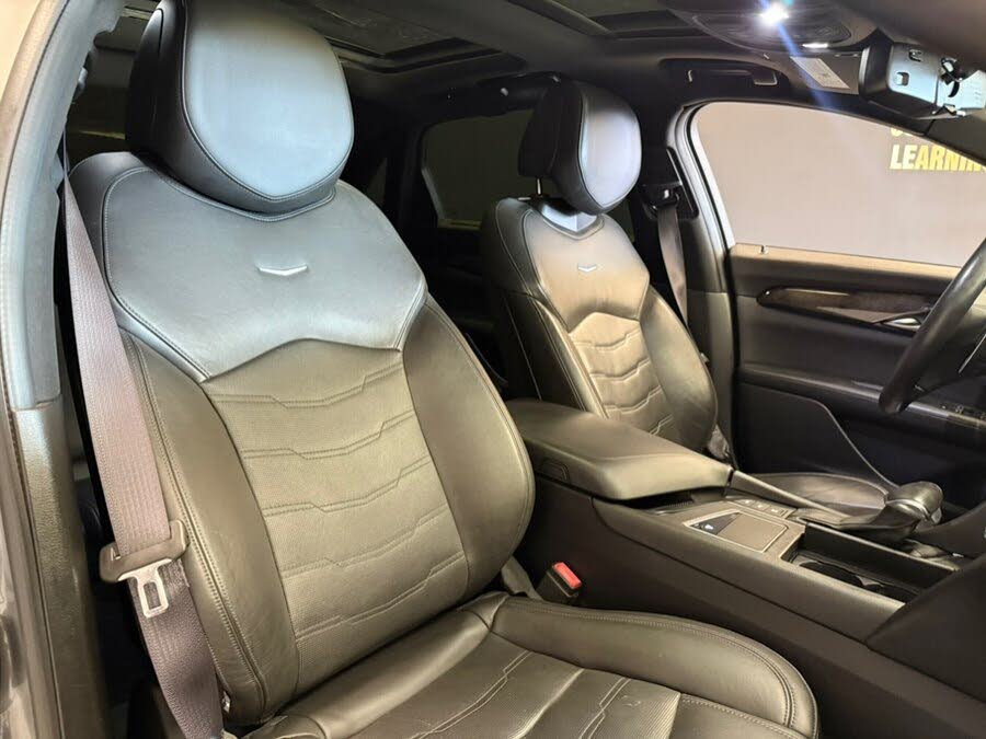 Vehicle view 16