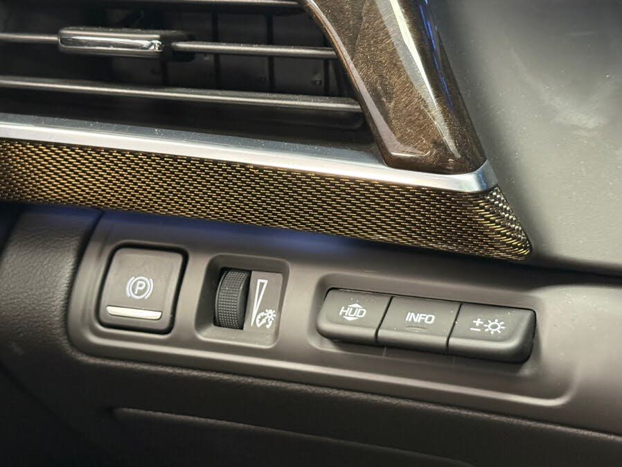 Vehicle view 25