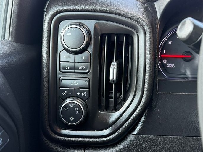 Vehicle view 17