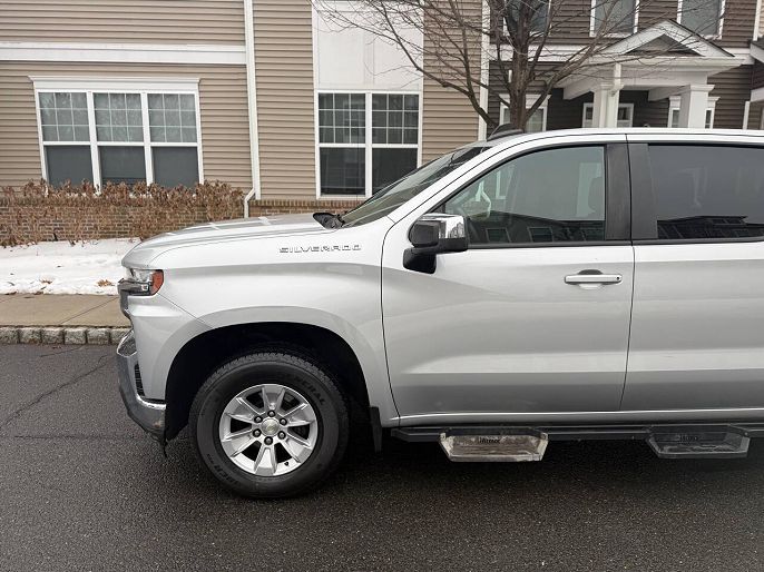 Vehicle view 6