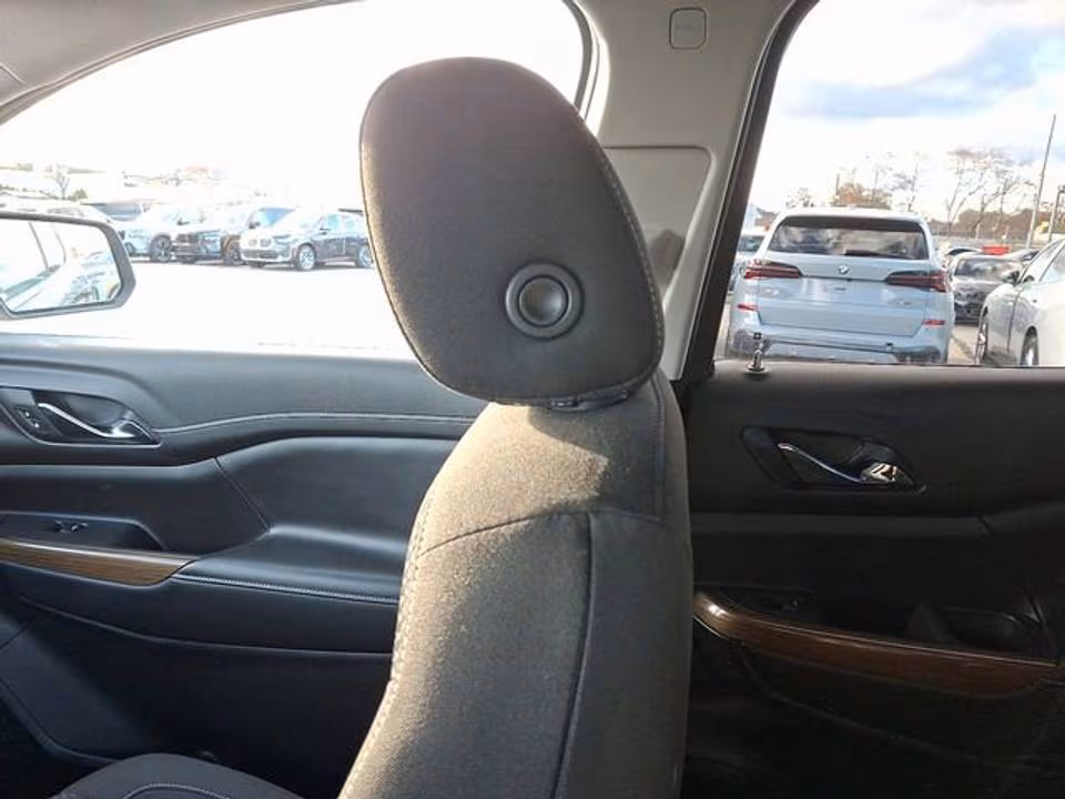 Vehicle view 19