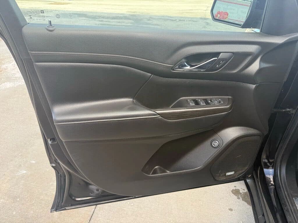 Vehicle view 18