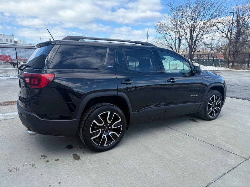 Vehicle view 9