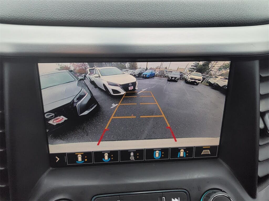 Vehicle view 34