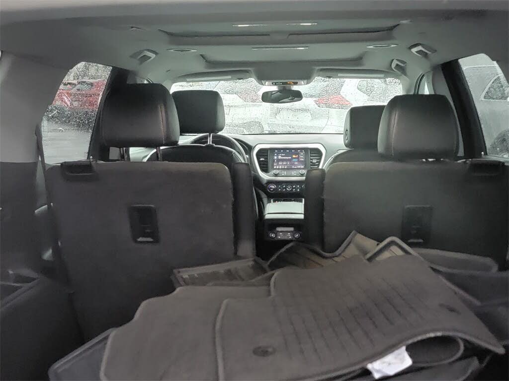 Vehicle view 8