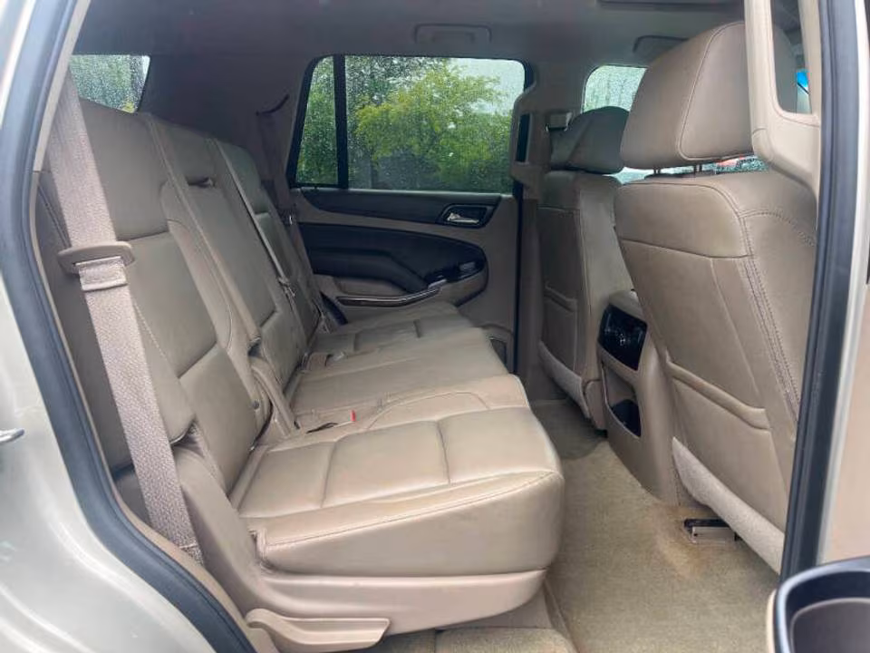 Vehicle view 16