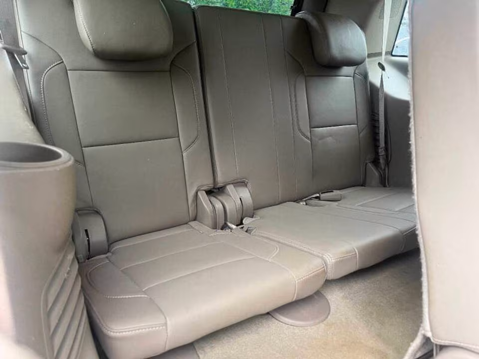 Vehicle view 17