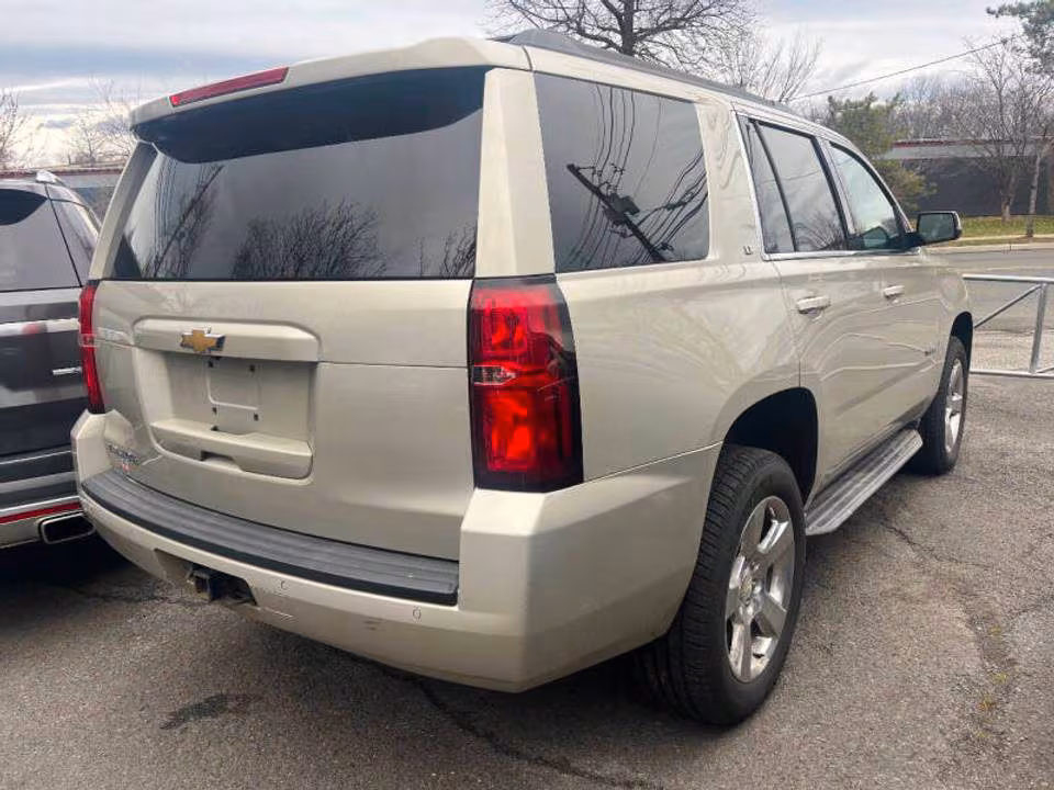 Vehicle view 6