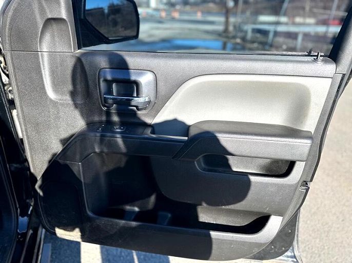 Vehicle view 25