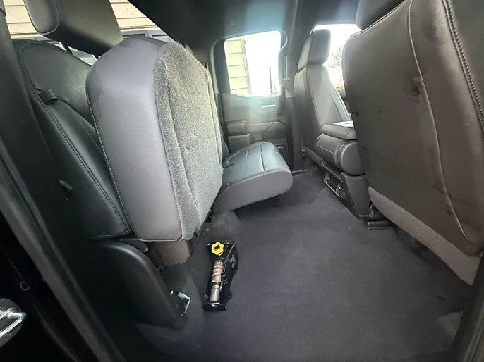 Vehicle view 19