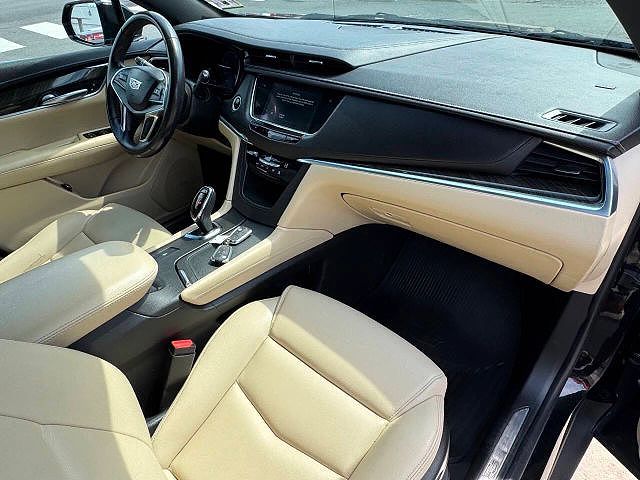 Vehicle view 23