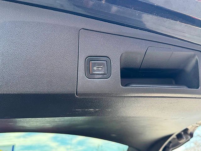 Vehicle view 32