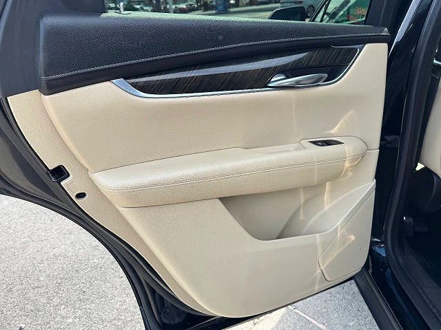 Vehicle view 33