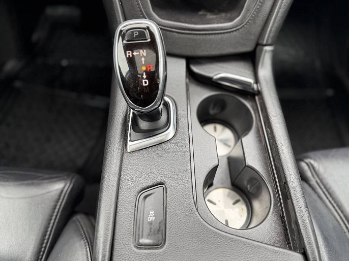 Vehicle view 9