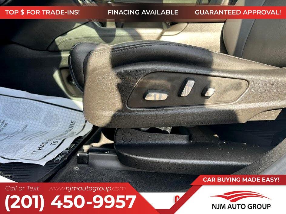 Vehicle view 19