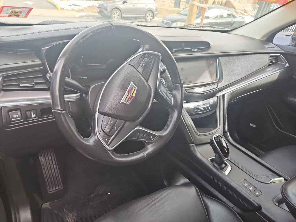 Vehicle view 8