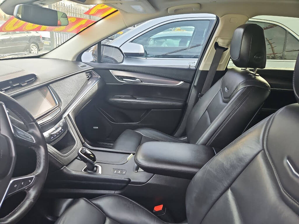 Vehicle view 9