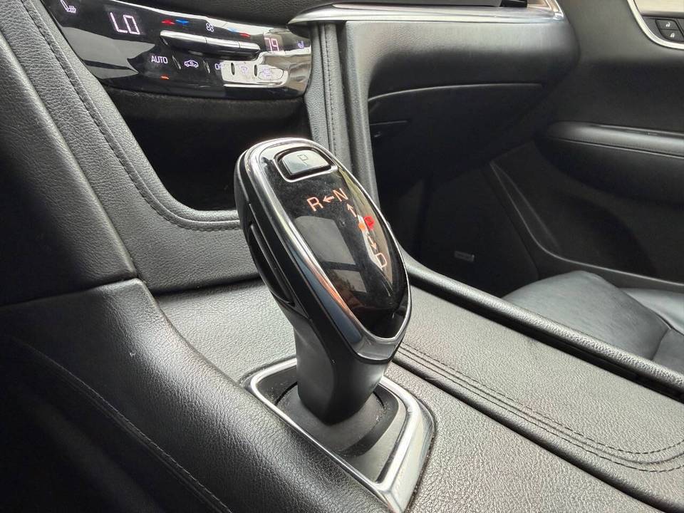 Vehicle view 17