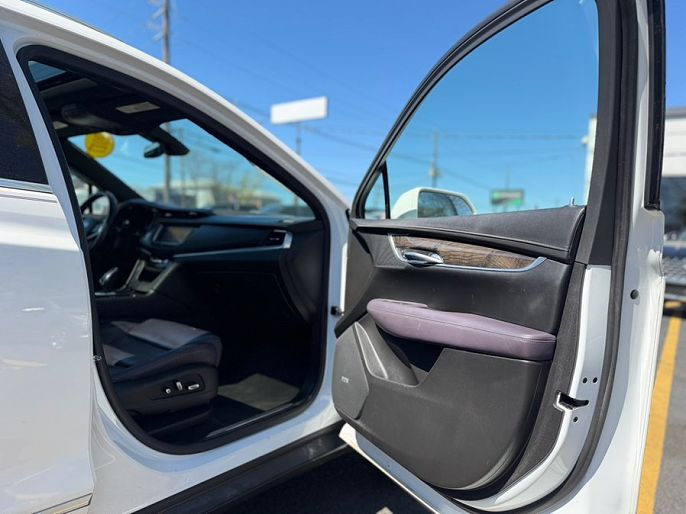 Vehicle view 12