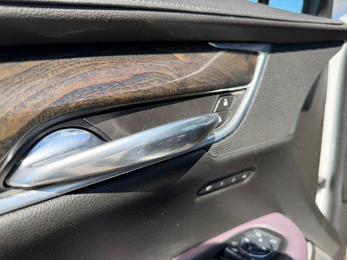 Vehicle view 27