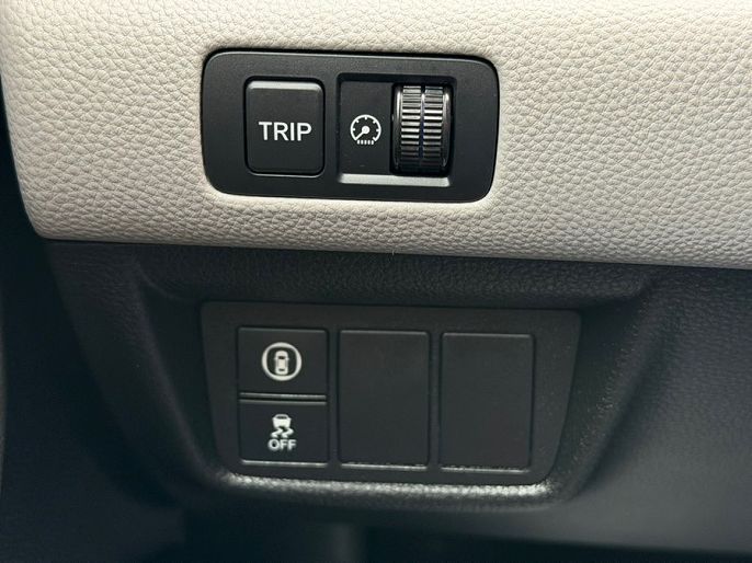 Vehicle view 18