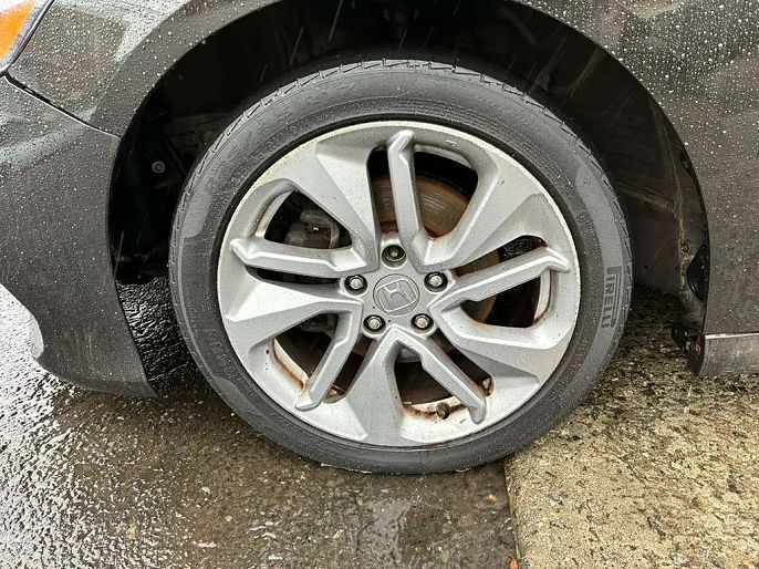 Vehicle view 13