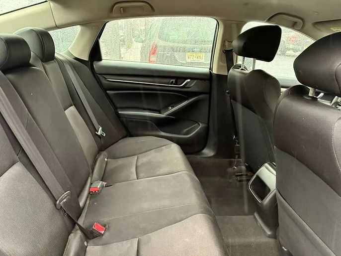 Vehicle view 17