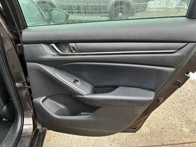 Vehicle view 18