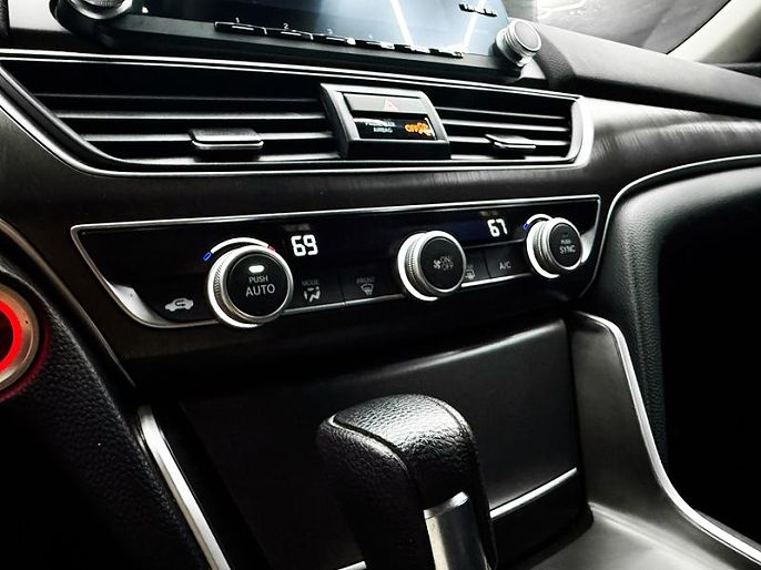Vehicle view 28