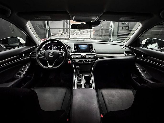 Vehicle view 39