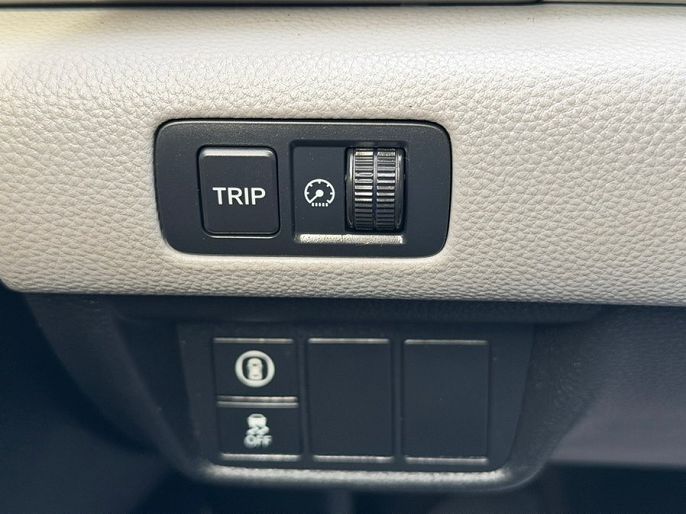 Vehicle view 18