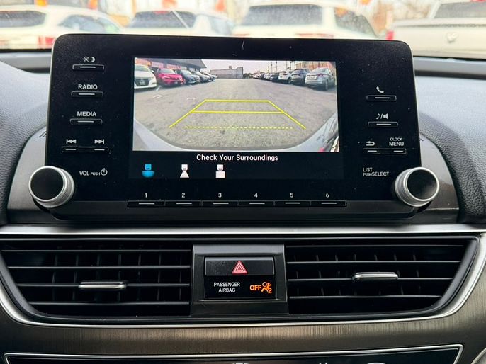 Vehicle view 21