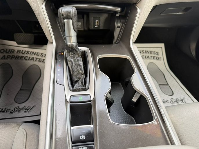 Vehicle view 23
