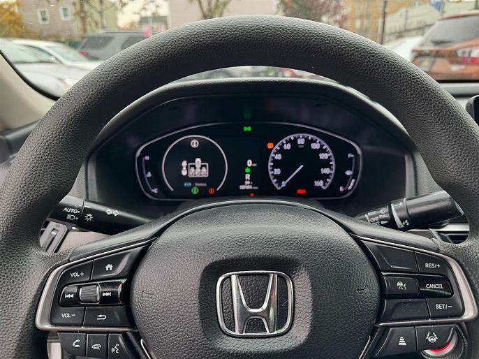 Vehicle view 7