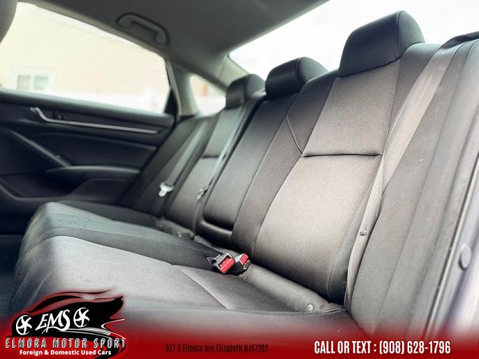 Vehicle view 17