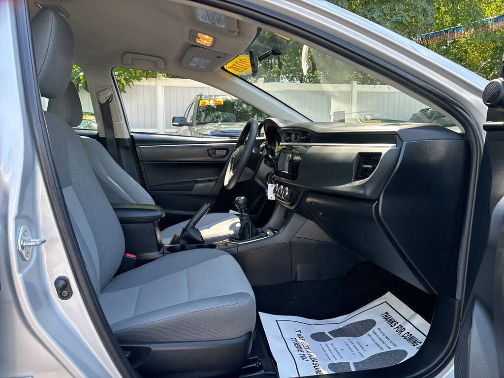 Vehicle view 8