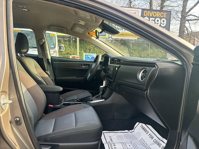 Vehicle view 21