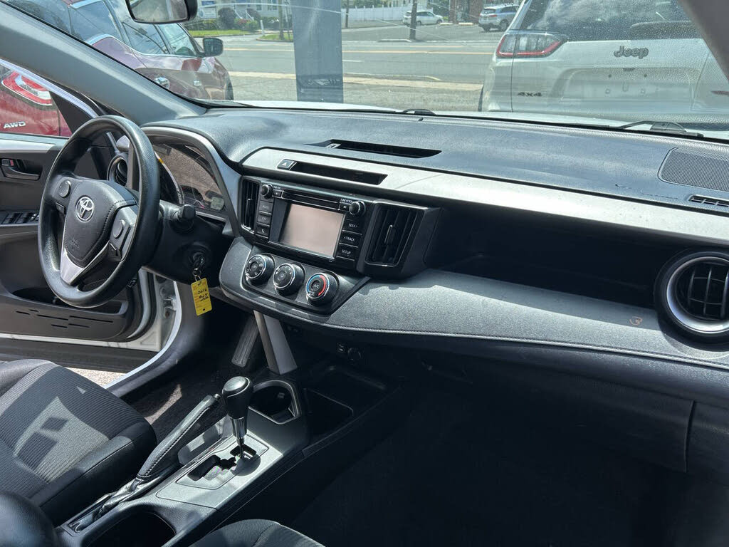 Vehicle view 14