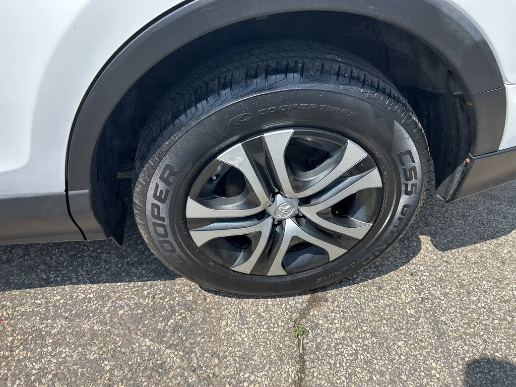 Vehicle view 19