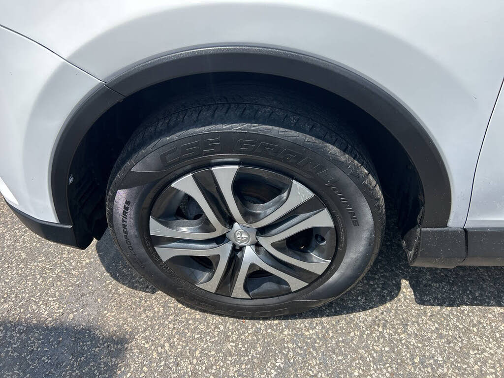 Vehicle view 23