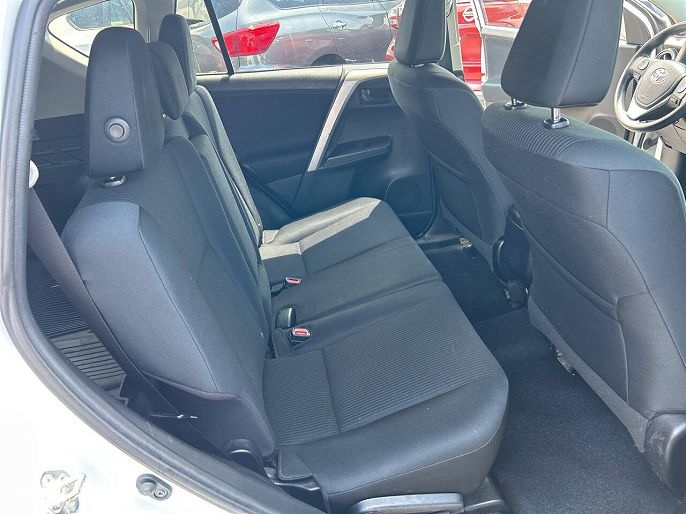 Vehicle view 34