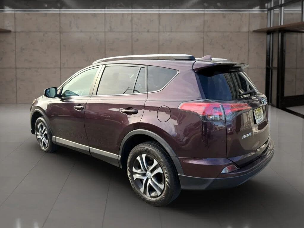 Vehicle view 8