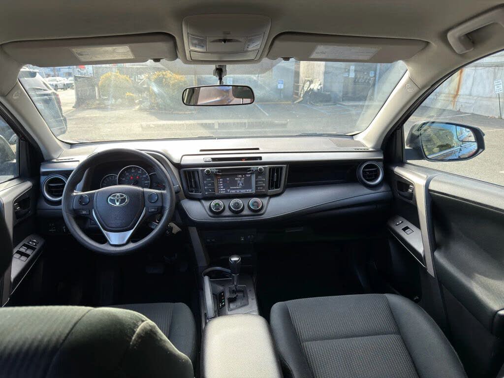 Vehicle view 9