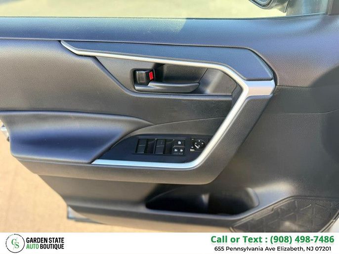 Vehicle view 13