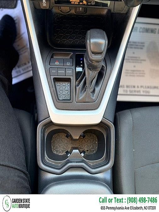 Vehicle view 17