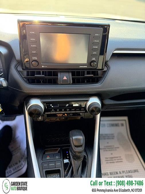 Vehicle view 18