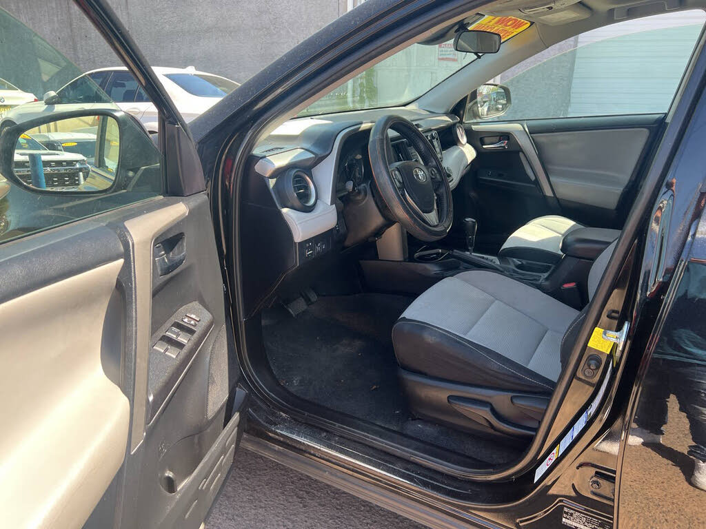 Vehicle view 13