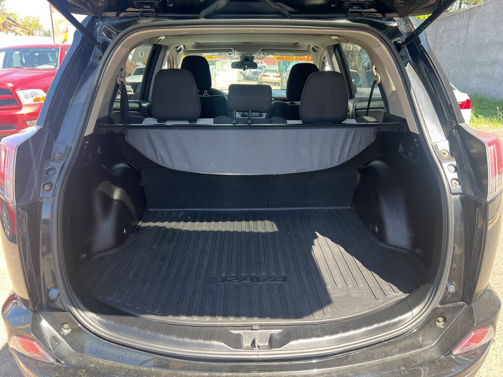 Vehicle view 16